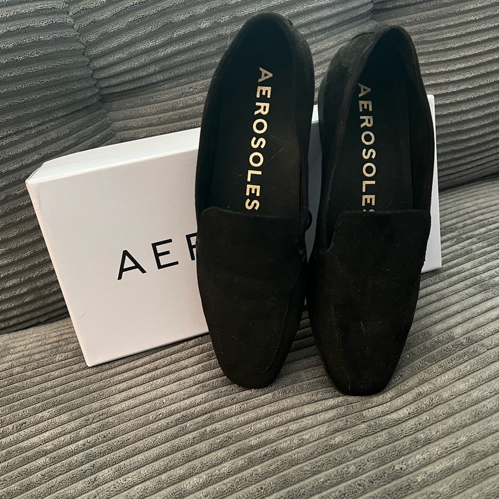 AEROSOLES Black Suede Slip-Ons